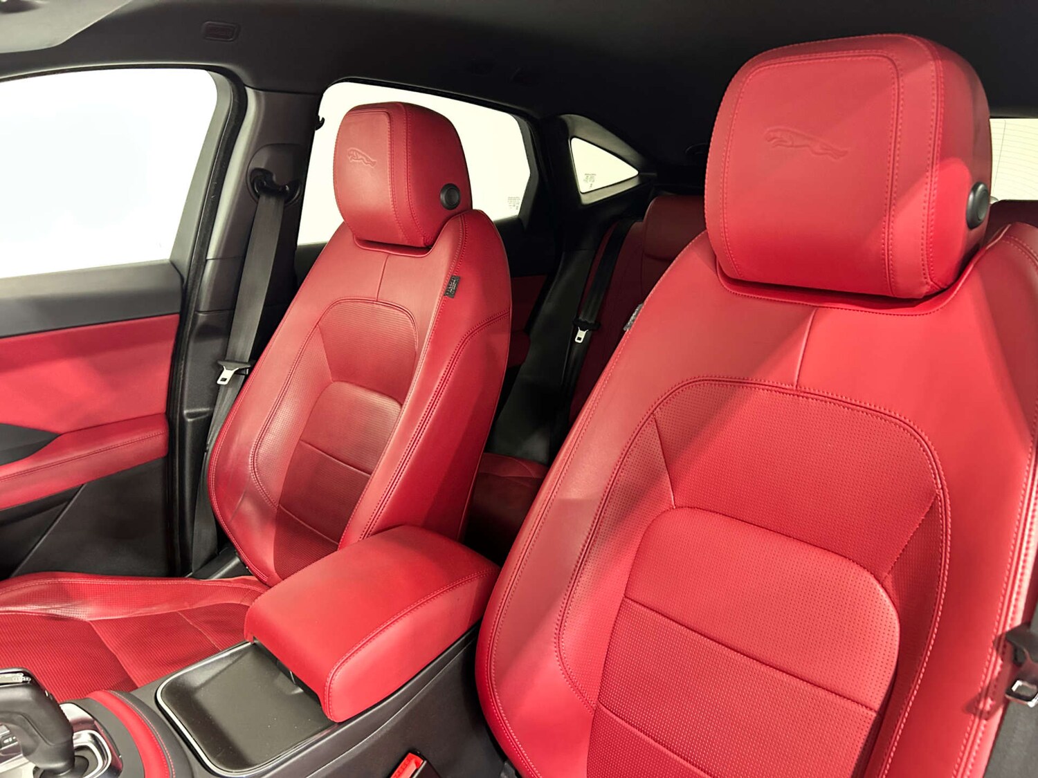 Used Jaguar E-Pace 2019 for sale - 77200697: Photo 43