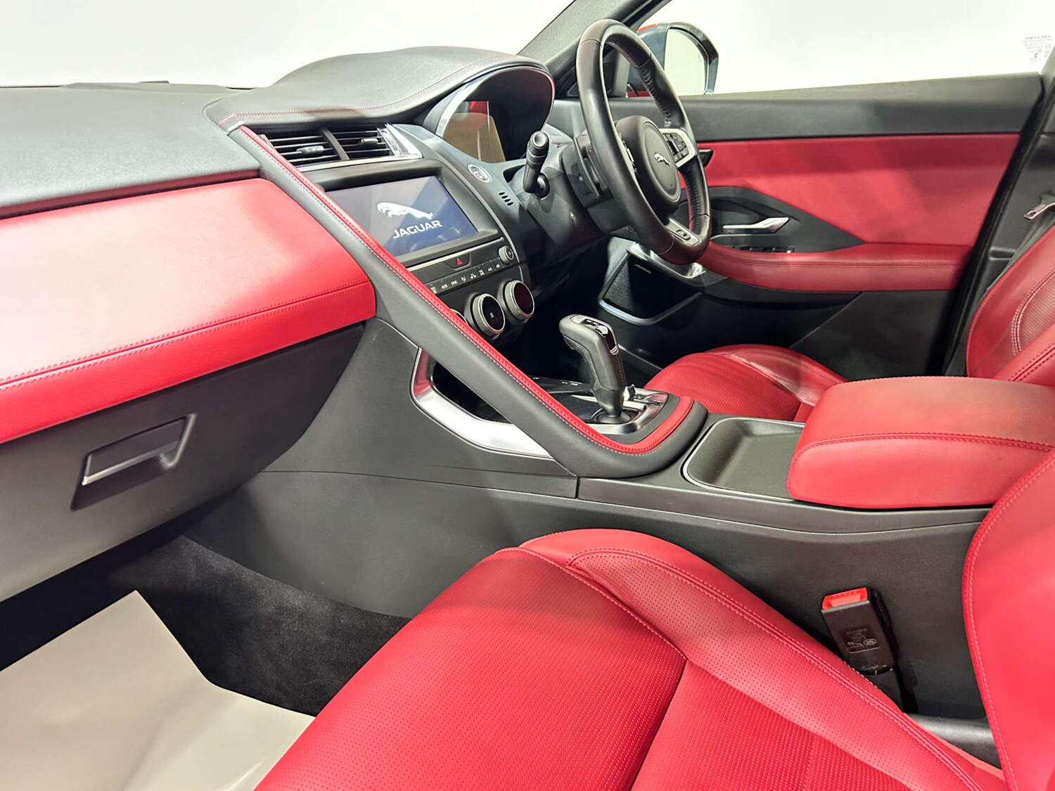 Used Jaguar E-Pace 2019 for sale - 77200697: Photo 45