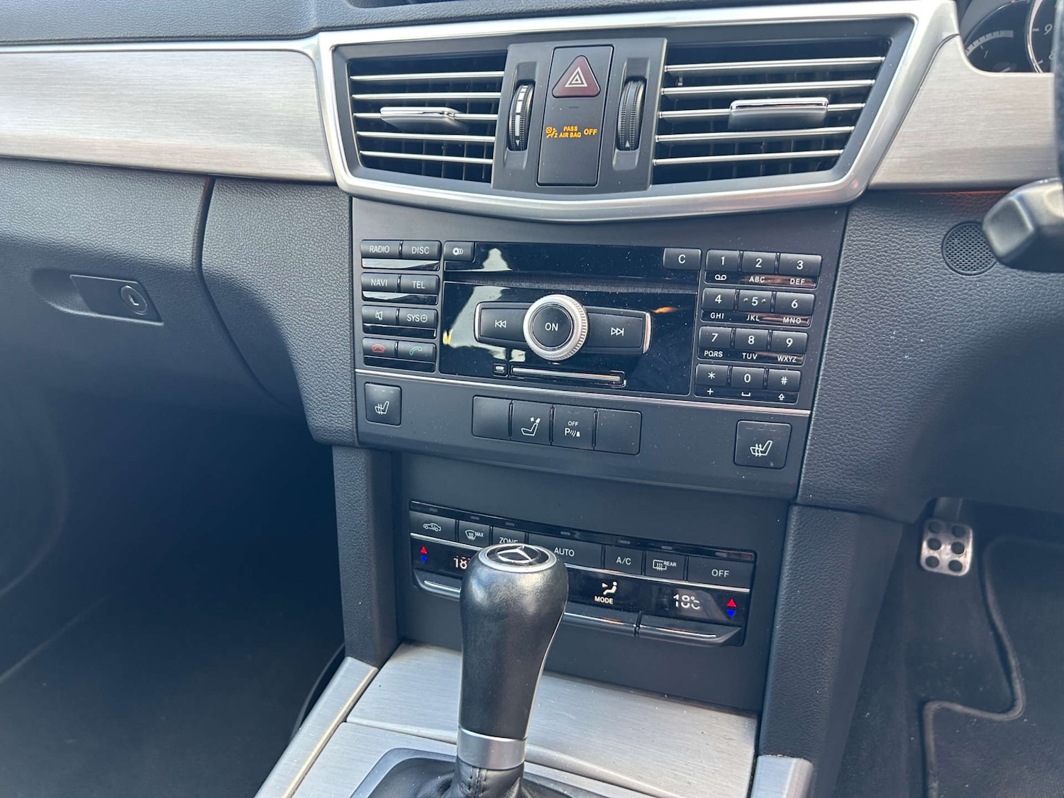 Used Mercedes-Benz E Class 2010 for sale - 78053749: Photo 14