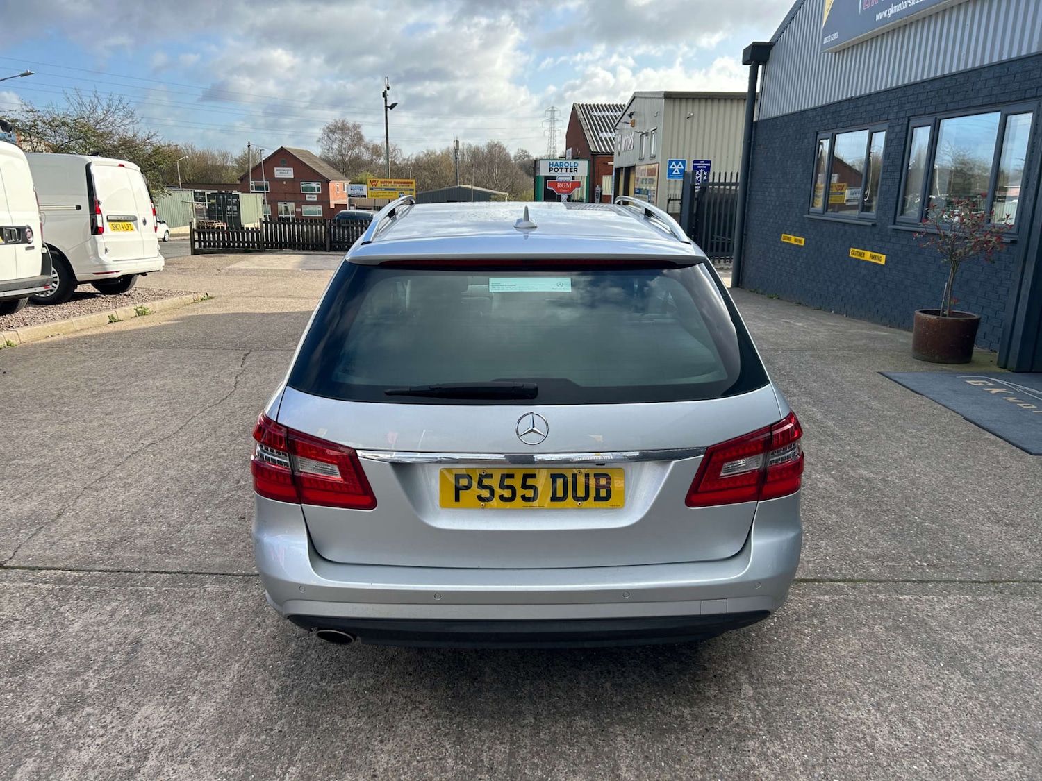 Used Mercedes-Benz E Class 2010 for sale - 78053749: Photo 7