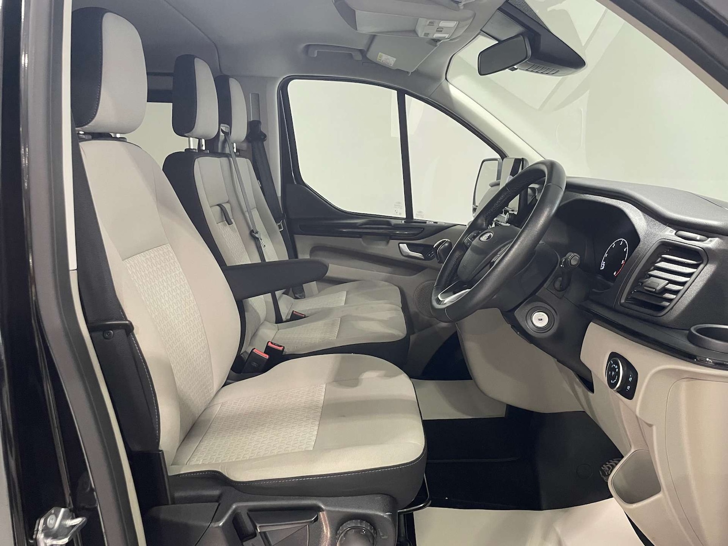 Used Ford Tourneo Custom 2021 for sale - 77535152: Photo 22