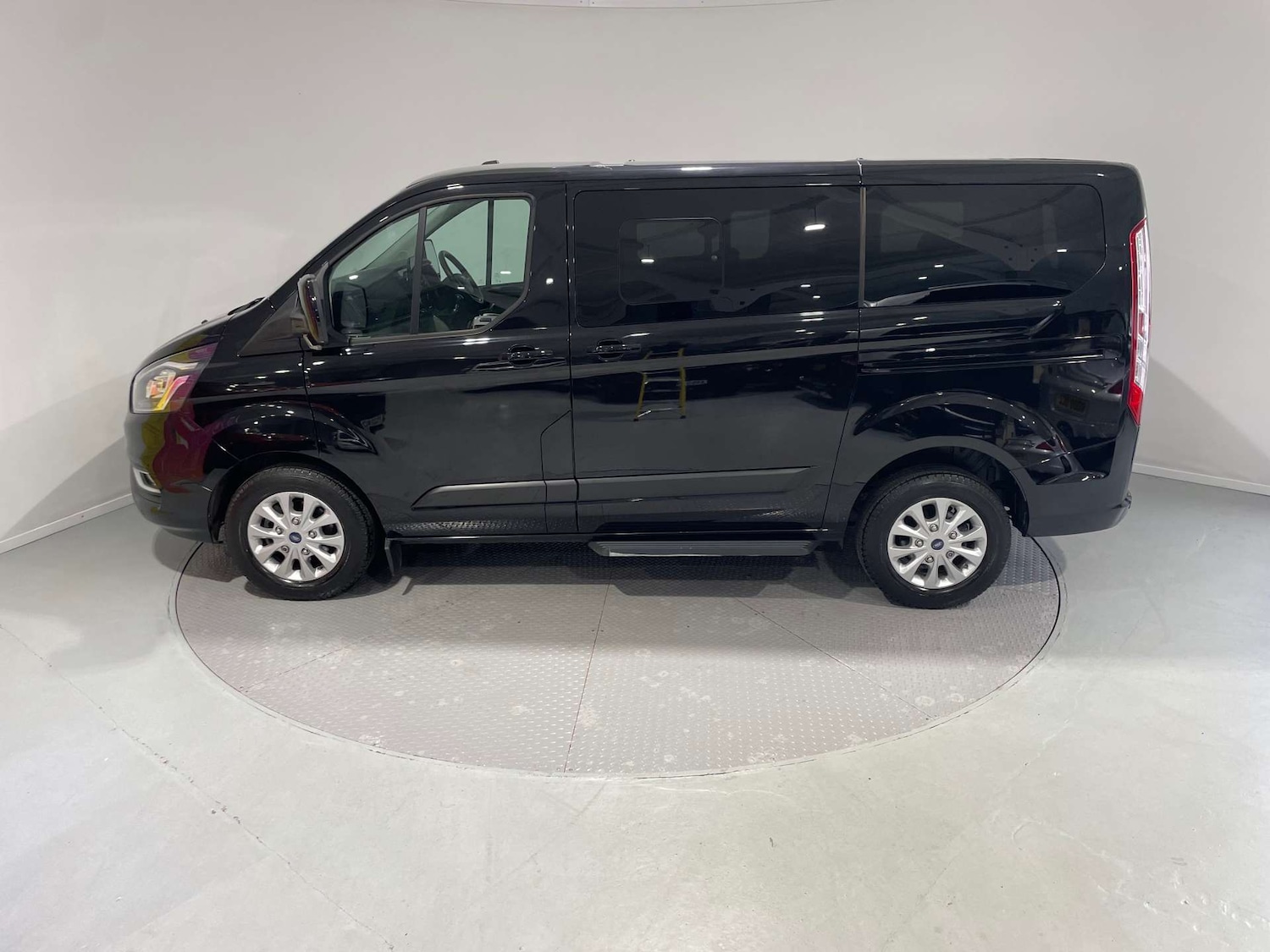 Used Ford Tourneo Custom 2021 for sale - 77535152: Photo 27
