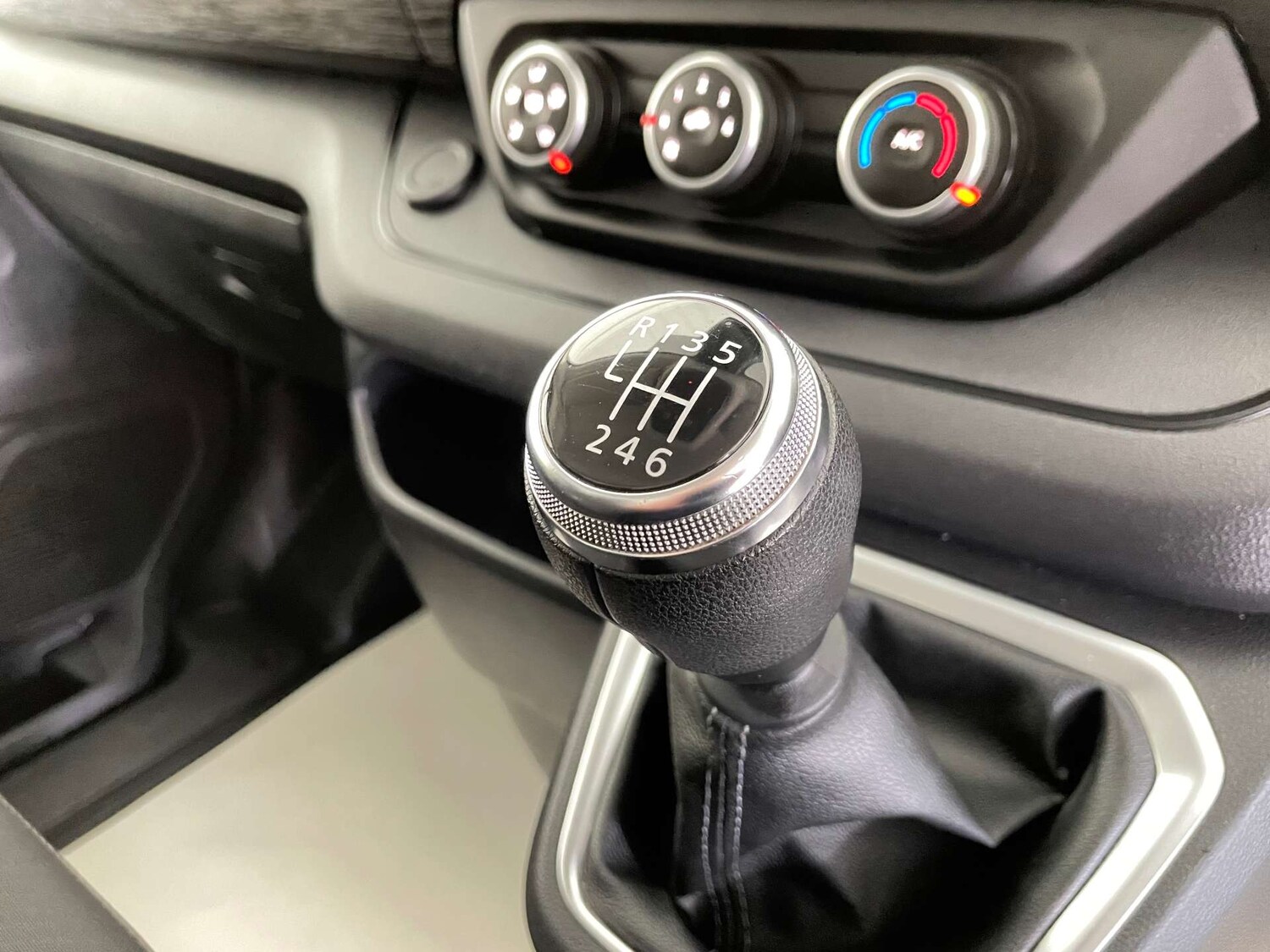 Used Renault Trafic 2023 for sale - 77535158: Photo 51