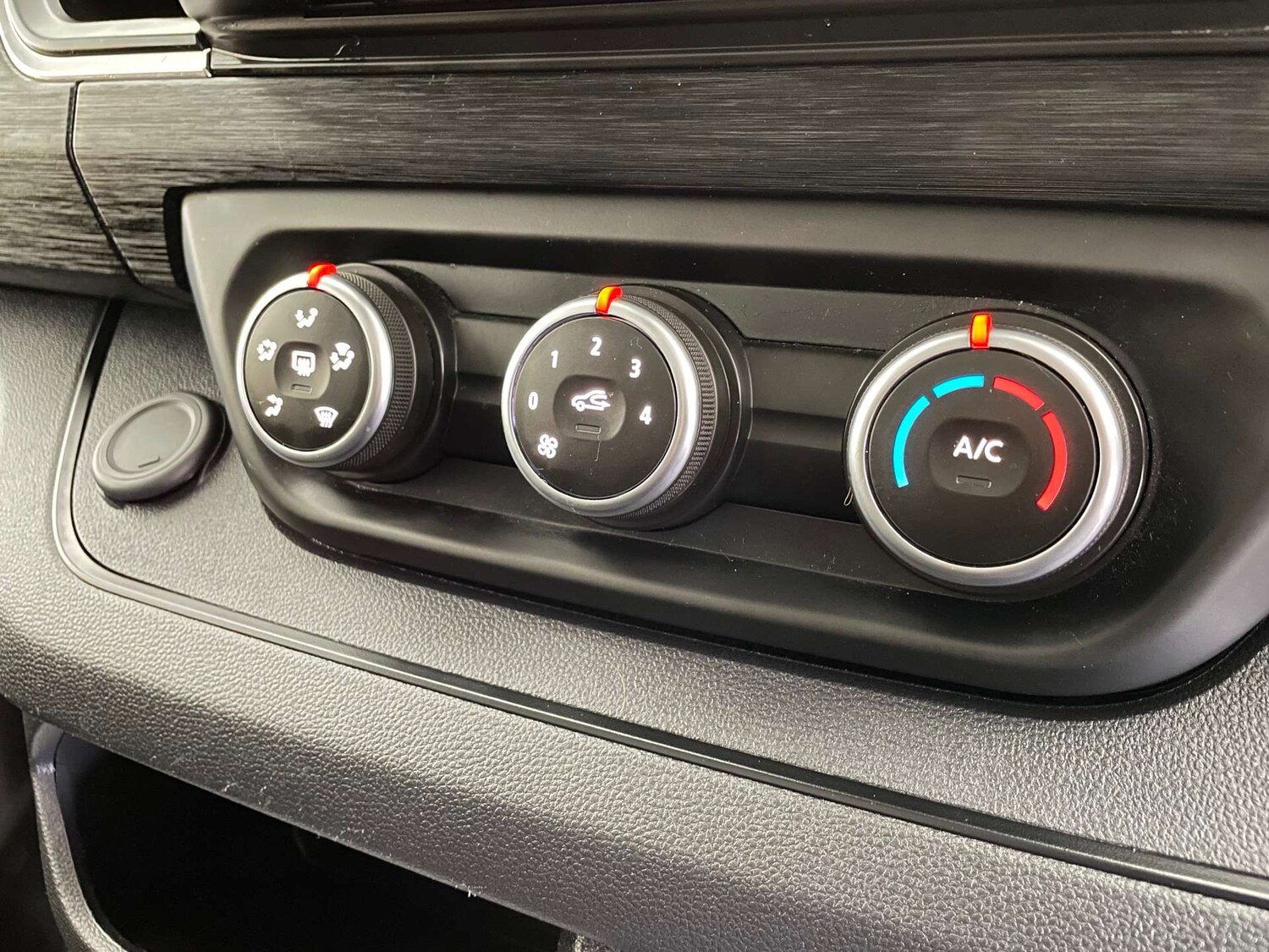 Used Renault Trafic 2023 for sale - 77535158: Photo 52