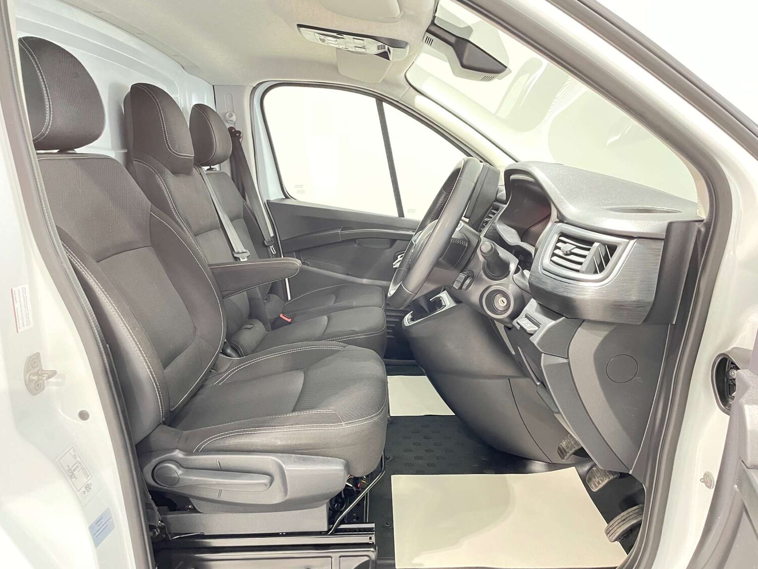 Used Renault Trafic 2023 for sale - 77535158: Photo 9