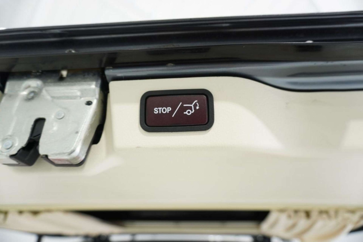 Used Mercedes-Benz V-Class 2022 for sale - 77113482: Photo 23