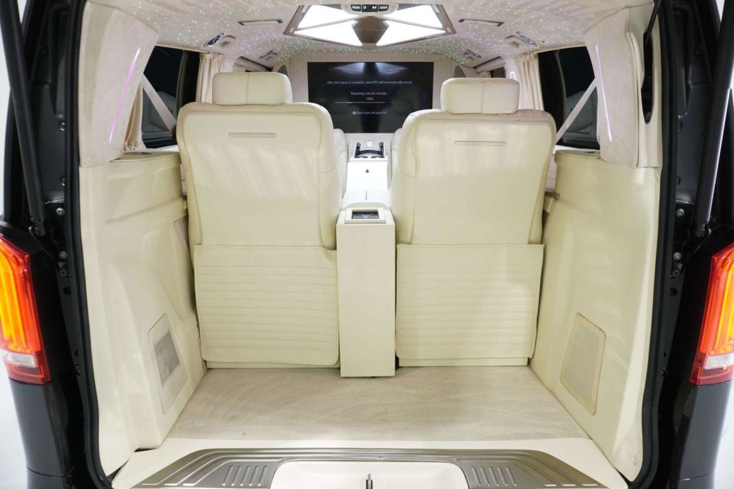 Used Mercedes-Benz V-Class 2022 for sale - 77113482: Photo 24