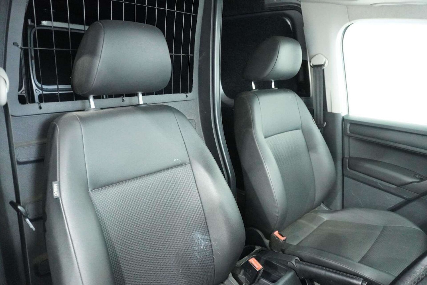 Used Volkswagen Caddy Maxi 2015 for sale - 77061647: Photo 12