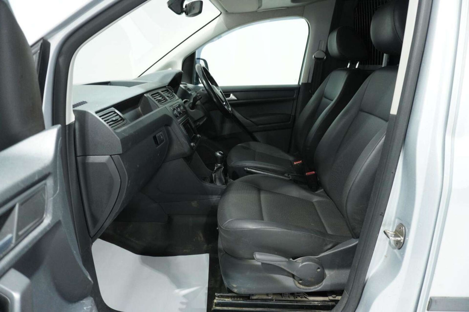 Used Volkswagen Caddy Maxi 2015 for sale - 77061647: Photo 30