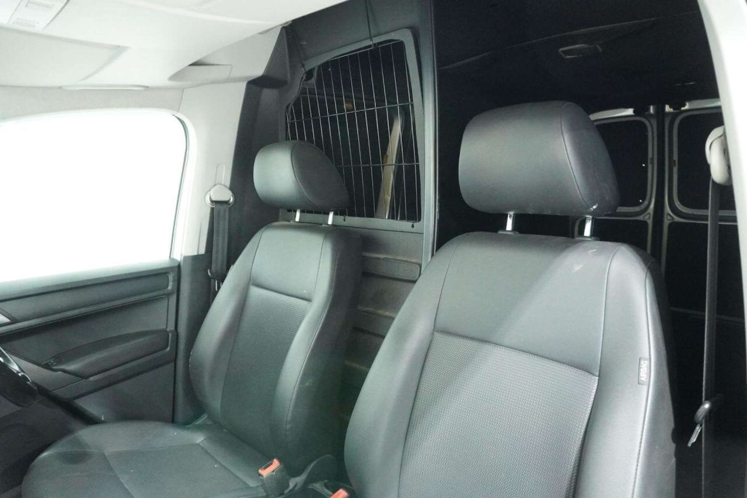 Used Volkswagen Caddy Maxi 2015 for sale - 77061647: Photo 31