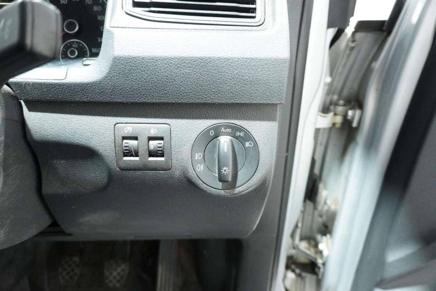 Used Volkswagen Caddy Maxi 2015 for sale - 77061647: Photo 37