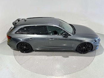 Used Audi RS4 2024 for sale - 79272098: Photo