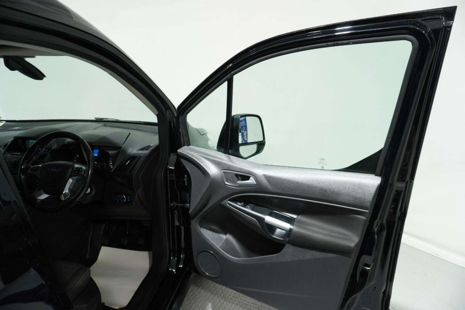 Used Ford Transit Connect 2017 for sale - 77113462: Photo 24