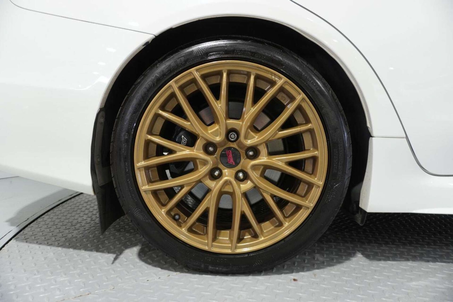 Used Subaru WRX STI 2018 for sale - 77061659: Photo 9