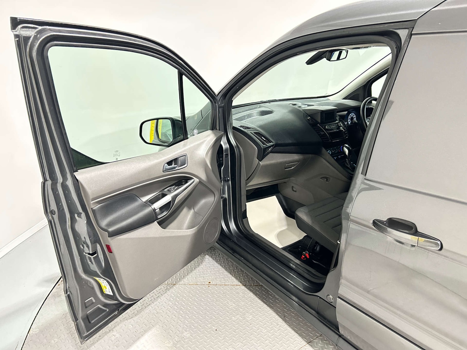 Used Ford Transit Connect 2019 for sale - 77535160: Photo 16