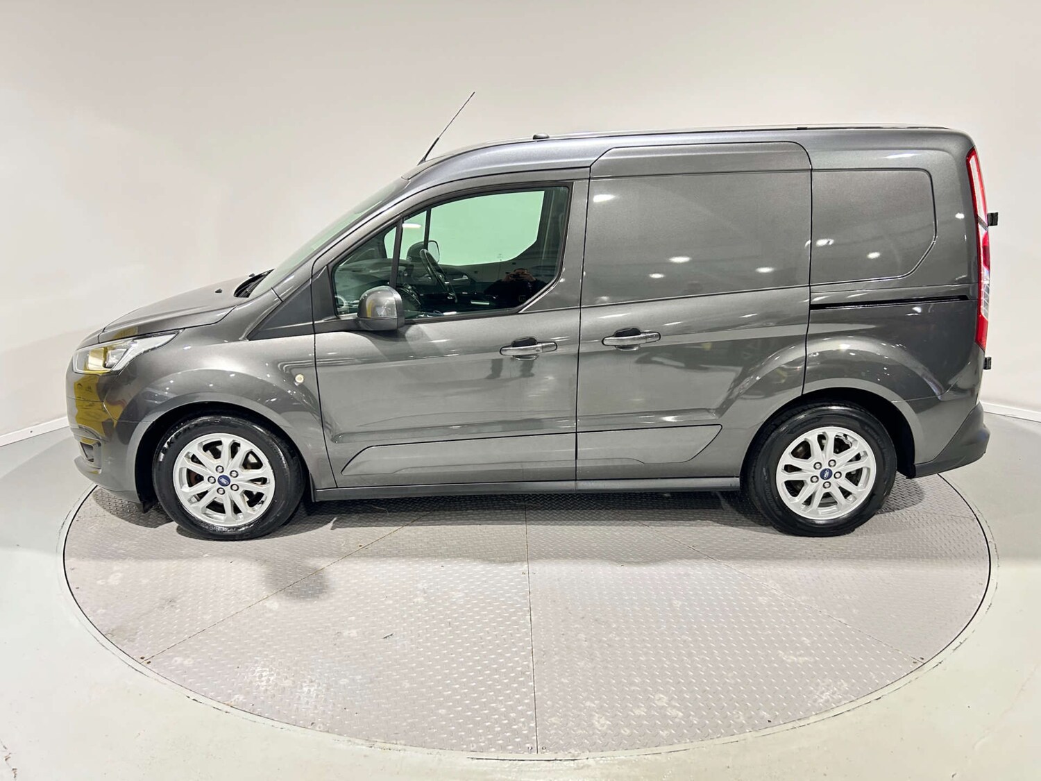 Used Ford Transit Connect 2019 for sale - 77535160: Photo 46