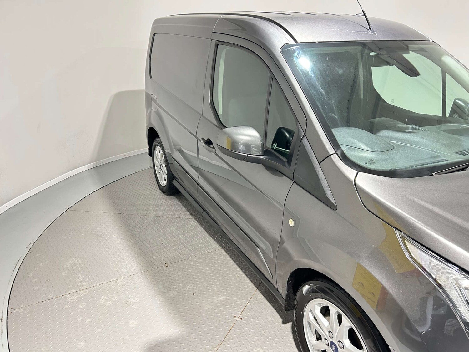 Used Ford Transit Connect 2019 for sale - 77535160: Photo 61