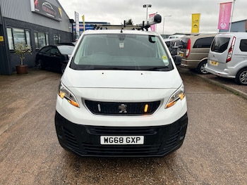 Used Peugeot Expert 2018 for sale - 77702624: Photo