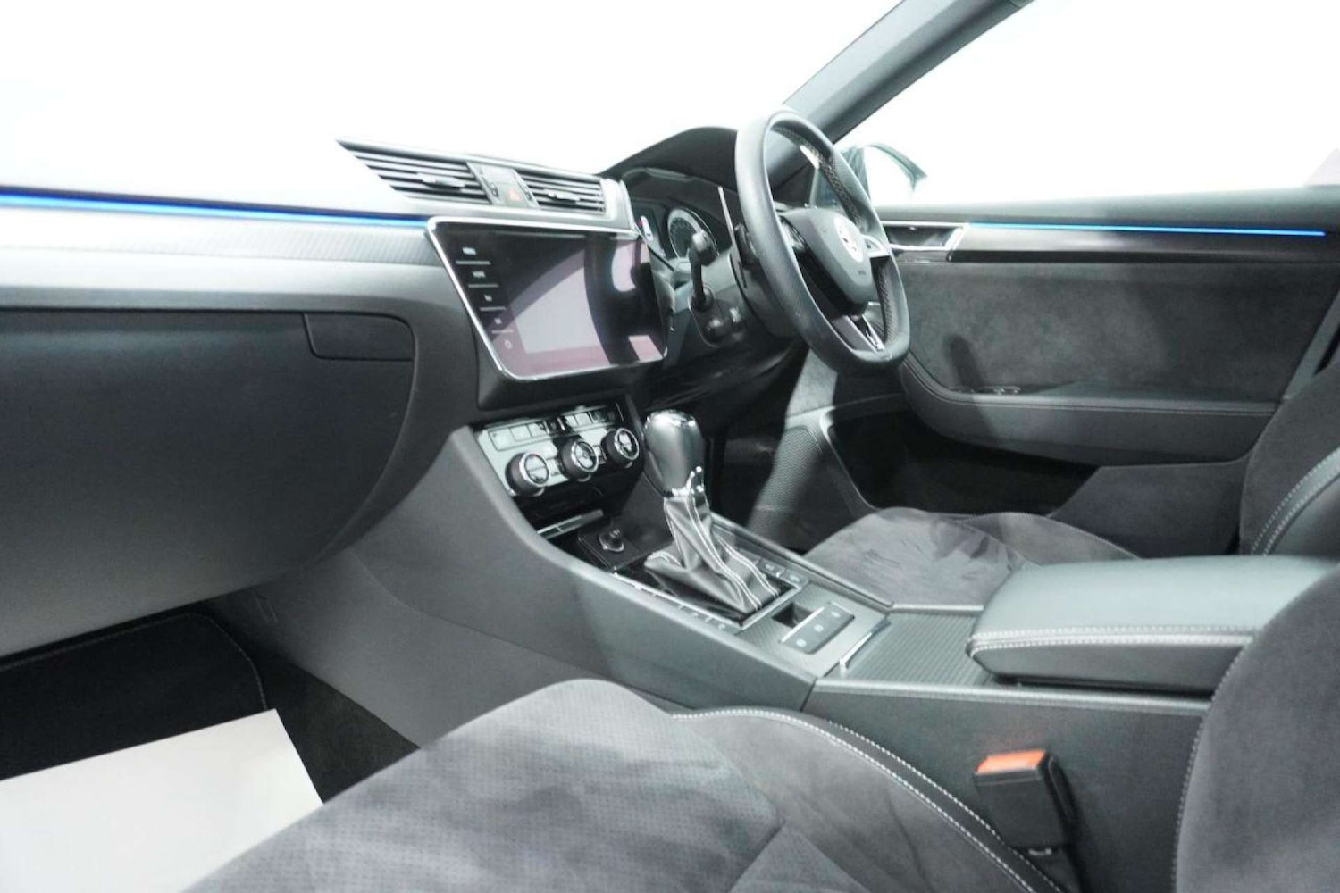 Used Skoda Superb 2019 for sale - 77061627: Photo 36