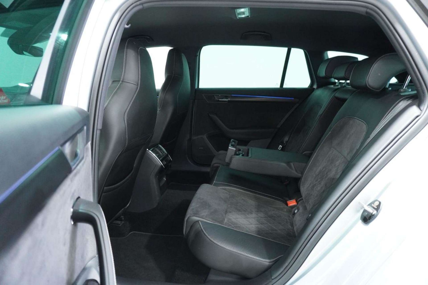 Used Skoda Superb 2019 for sale - 77061627: Photo 41