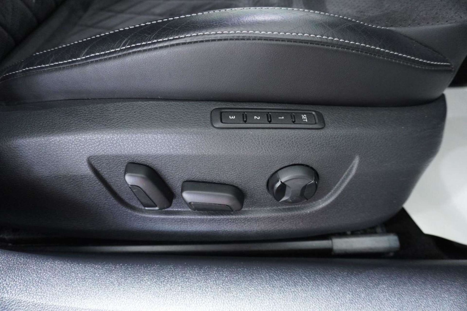 Used Skoda Superb 2019 for sale - 77061627: Photo 51