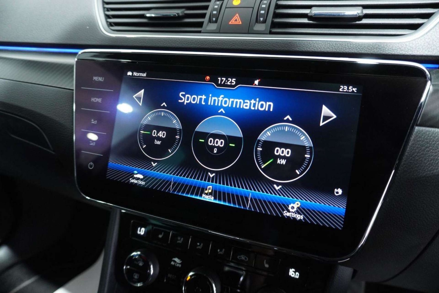 Used Skoda Superb 2019 for sale - 77061627: Photo 76