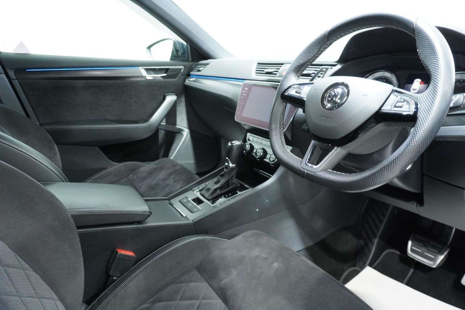 Used Skoda Superb 2019 for sale - 77061627: Photo 8