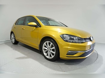 Used Volkswagen Golf 2017 for sale - 77061690: Photo