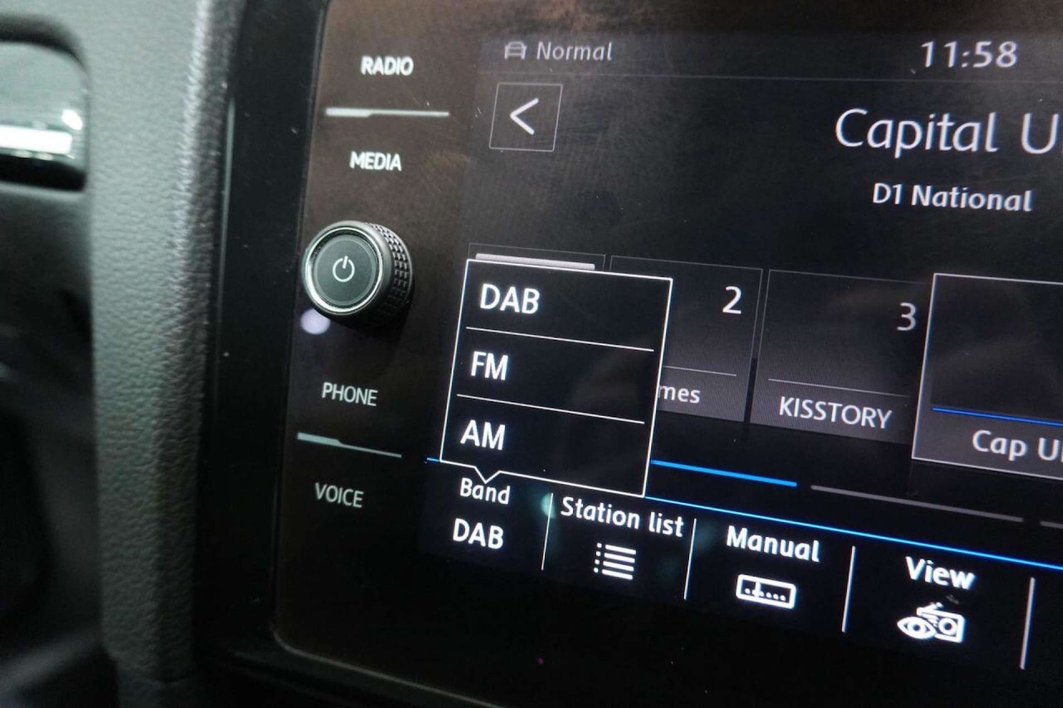 Used Volkswagen Golf 2017 for sale - 77061690: Photo 75