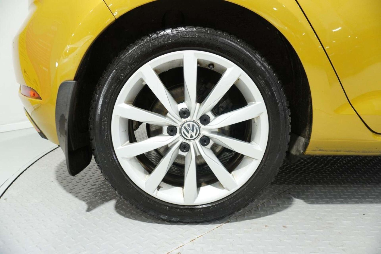 Used Volkswagen Golf 2017 for sale - 77061690: Photo 8