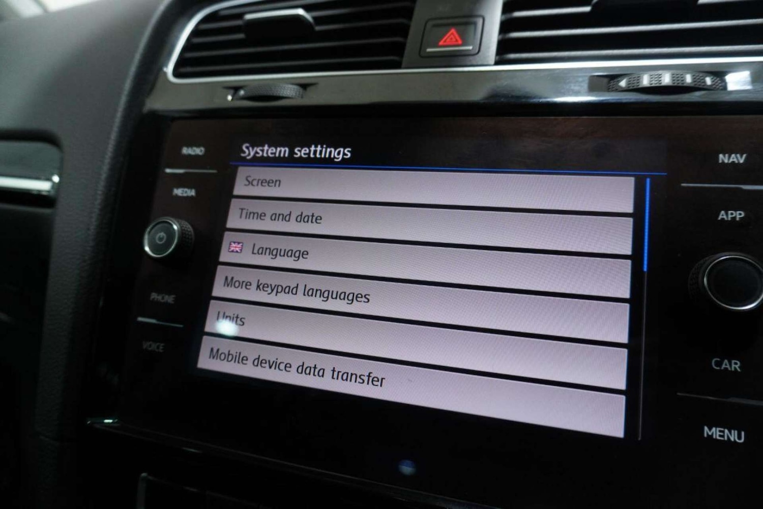 Used Volkswagen Golf 2017 for sale - 77061690: Photo 86