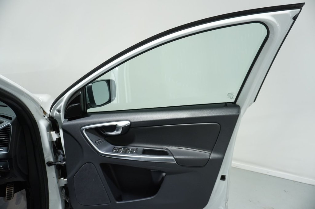 Used Volvo XC60 2016 for sale - 76820684: Photo 30