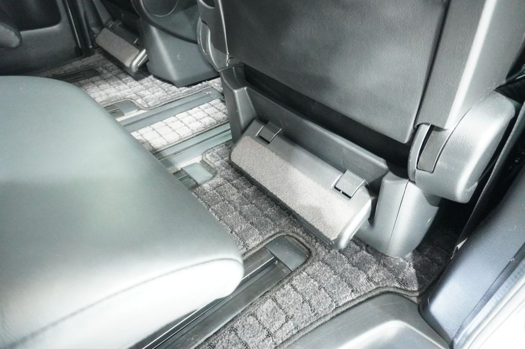 Used Nissan Elgrand 2025 for sale - 76820601: Photo 19