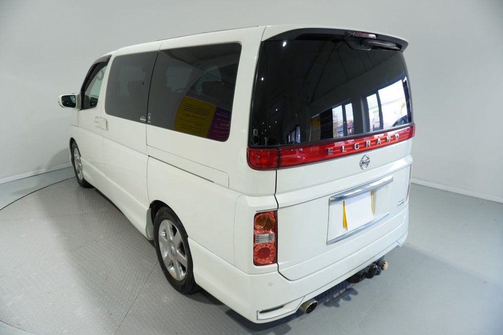 Used Nissan Elgrand 2025 for sale - 76820601: Photo 40