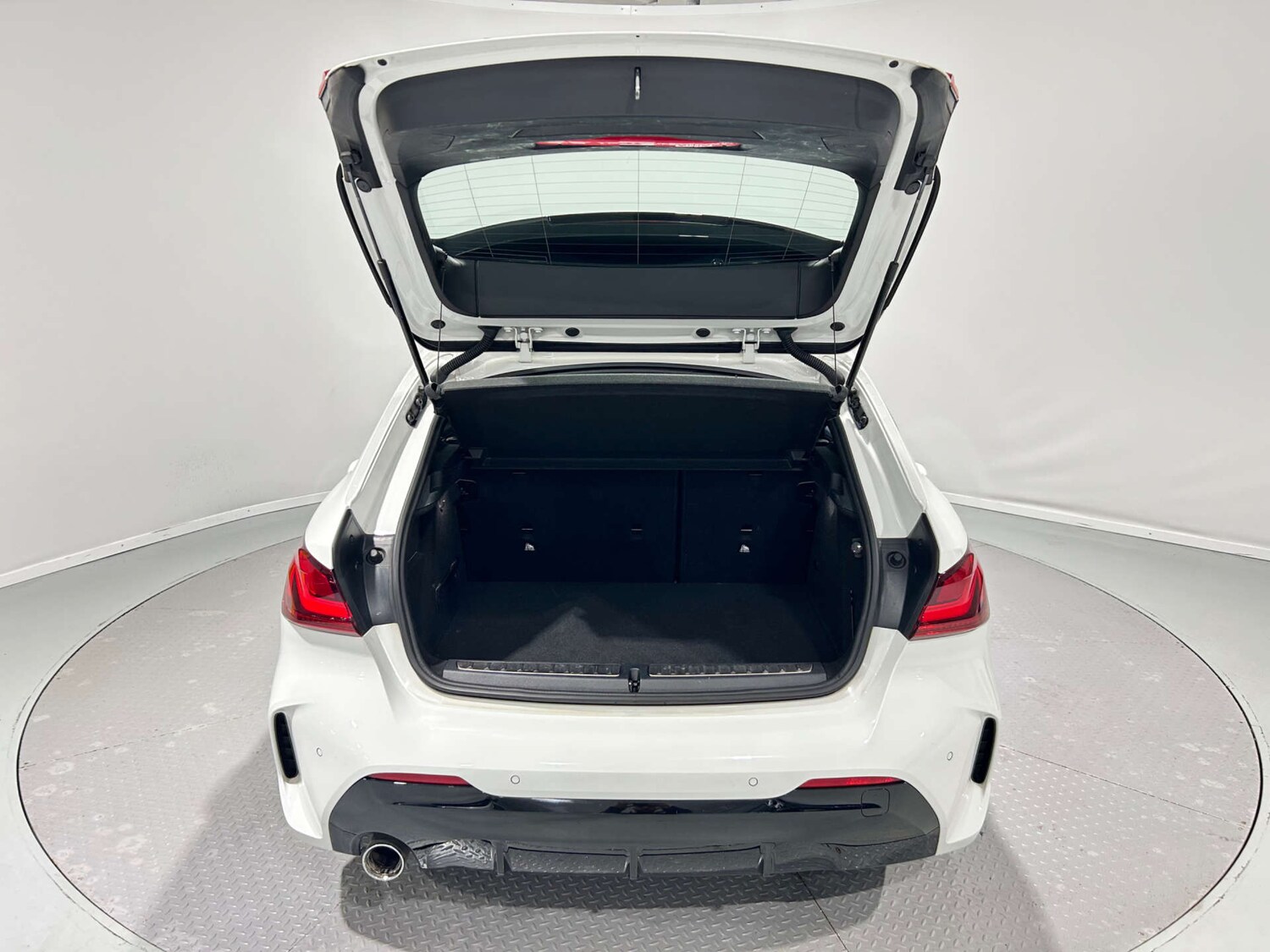 Used BMW 1 Series 2021 for sale - 77271585: Photo 32