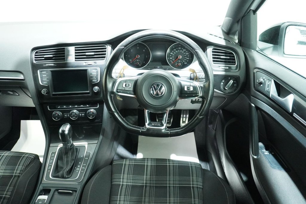Used Volkswagen Golf 2016 for sale - 76820939: Photo 30