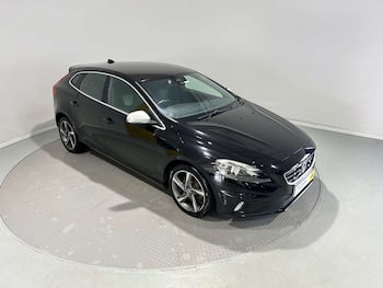 Used Volvo V40 2016 for sale - 79627742: Photo