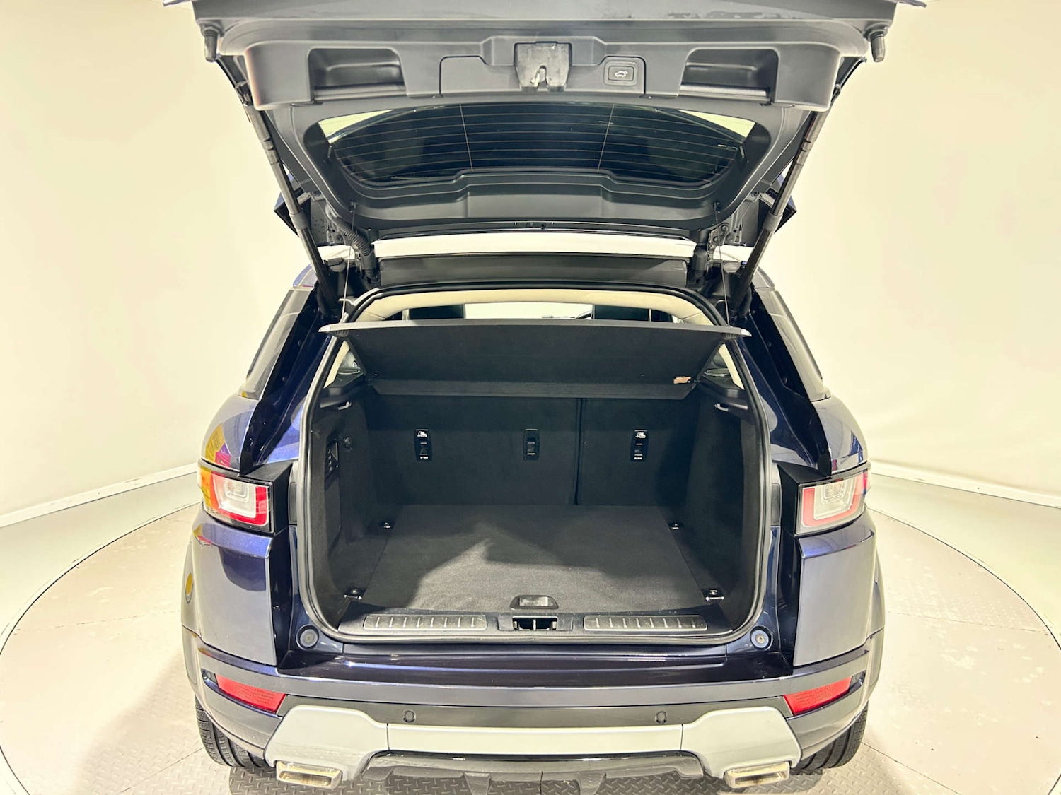 Used Land Rover Range Rover Evoque 2017 for sale - 77200703: Photo 25