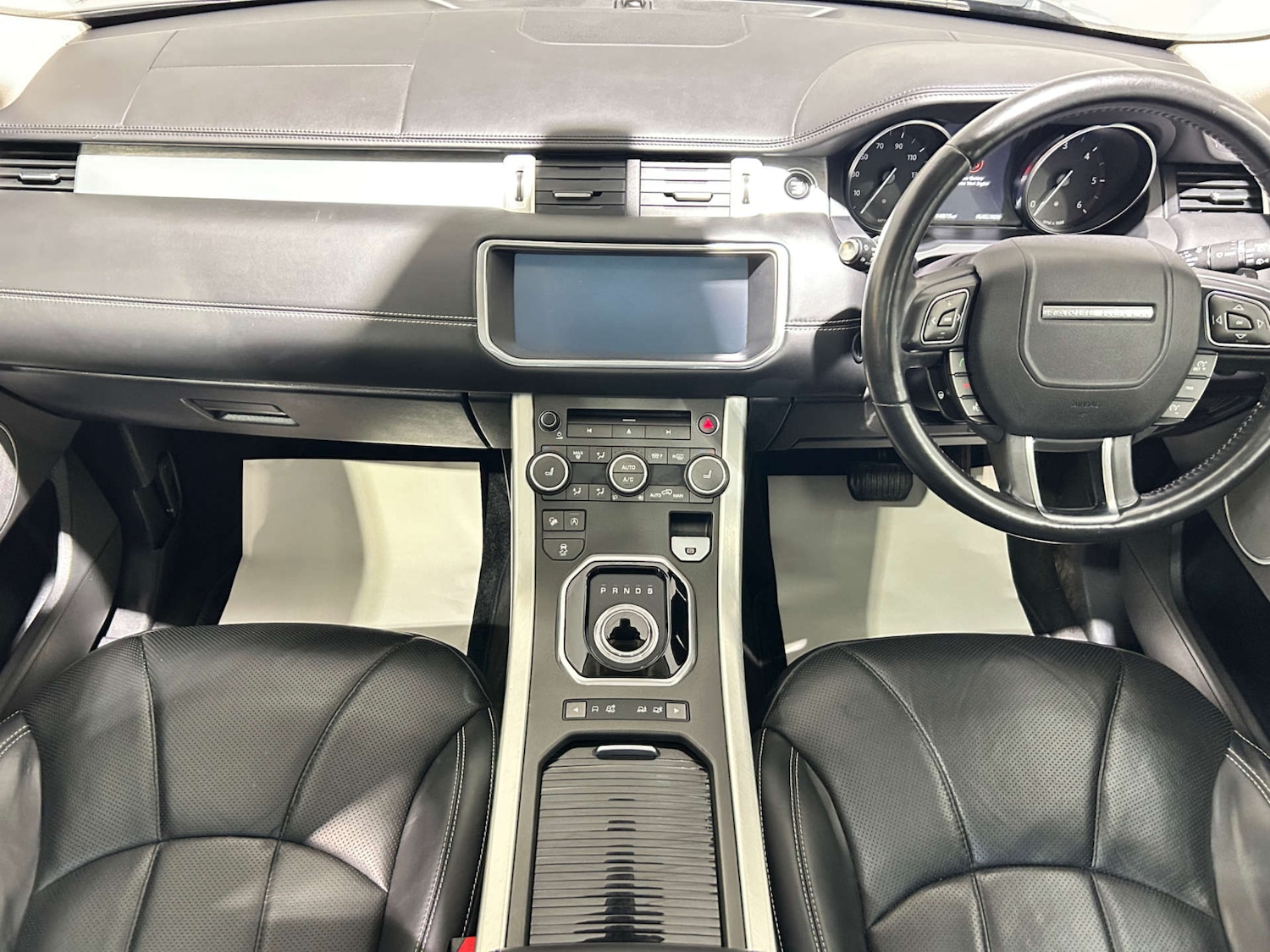 Used Land Rover Range Rover Evoque 2017 for sale - 77200703: Photo 39