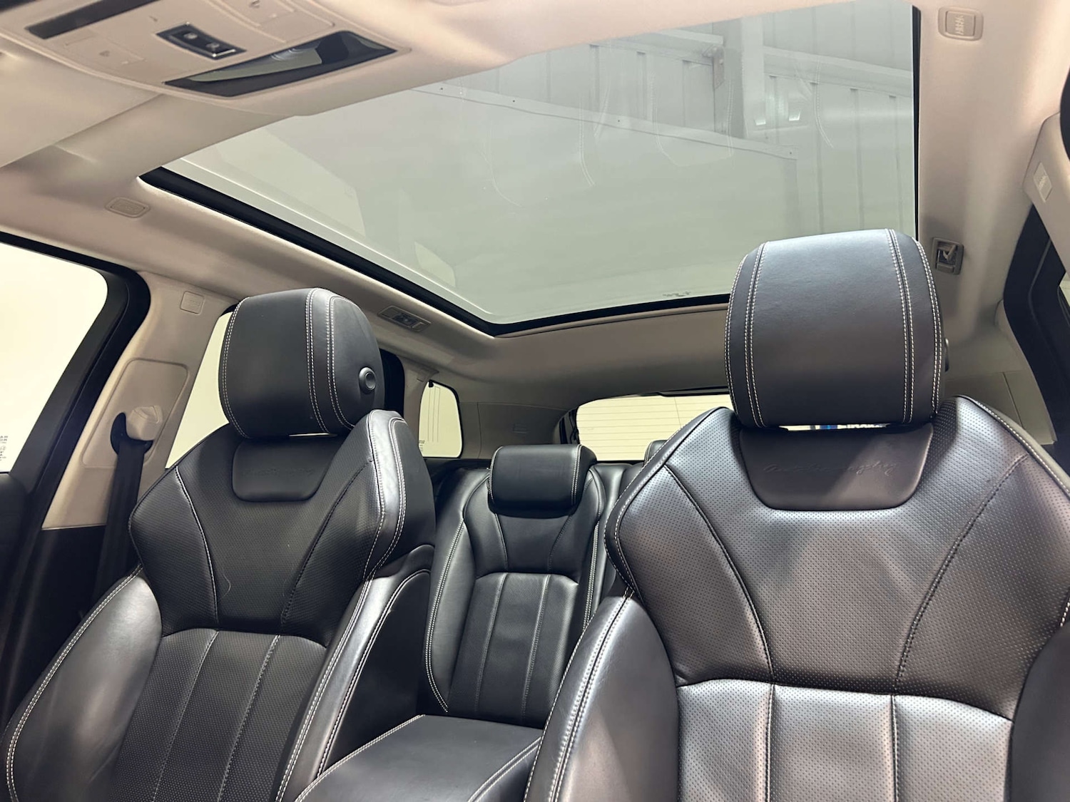 Used Land Rover Range Rover Evoque 2017 for sale - 77200703: Photo 50