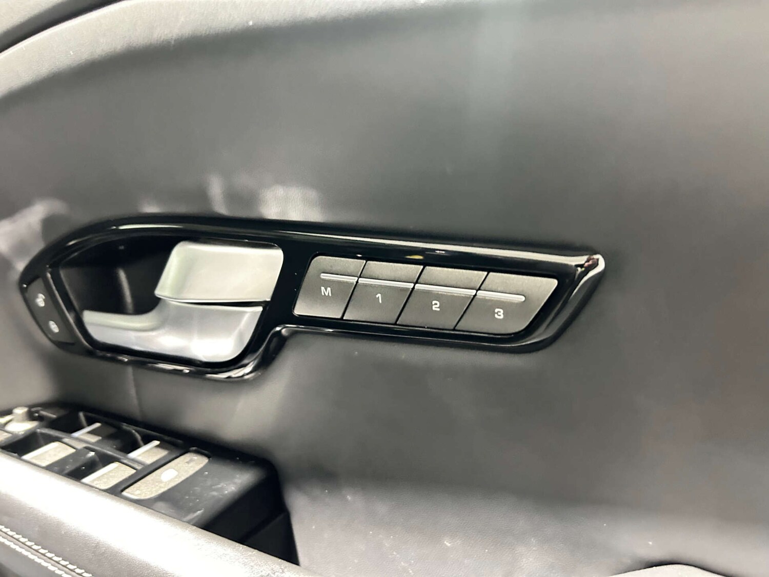 Used Land Rover Range Rover Evoque 2017 for sale - 77200703: Photo 59