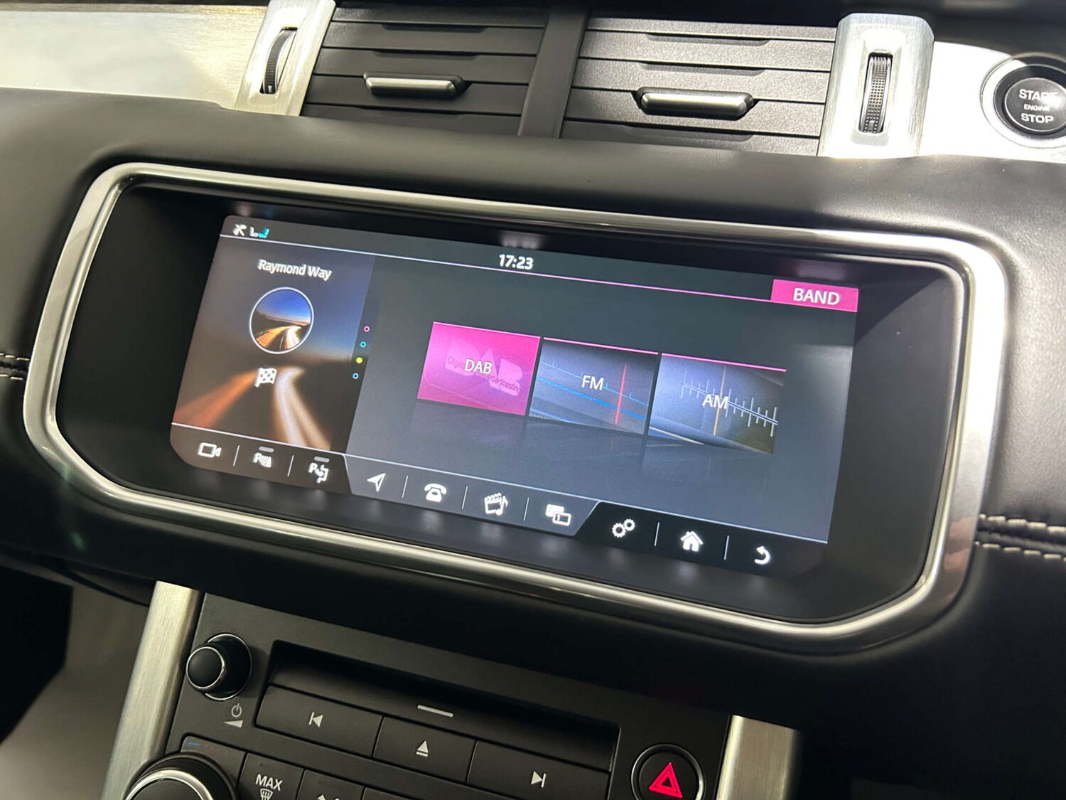 Used Land Rover Range Rover Evoque 2017 for sale - 77200703: Photo 79