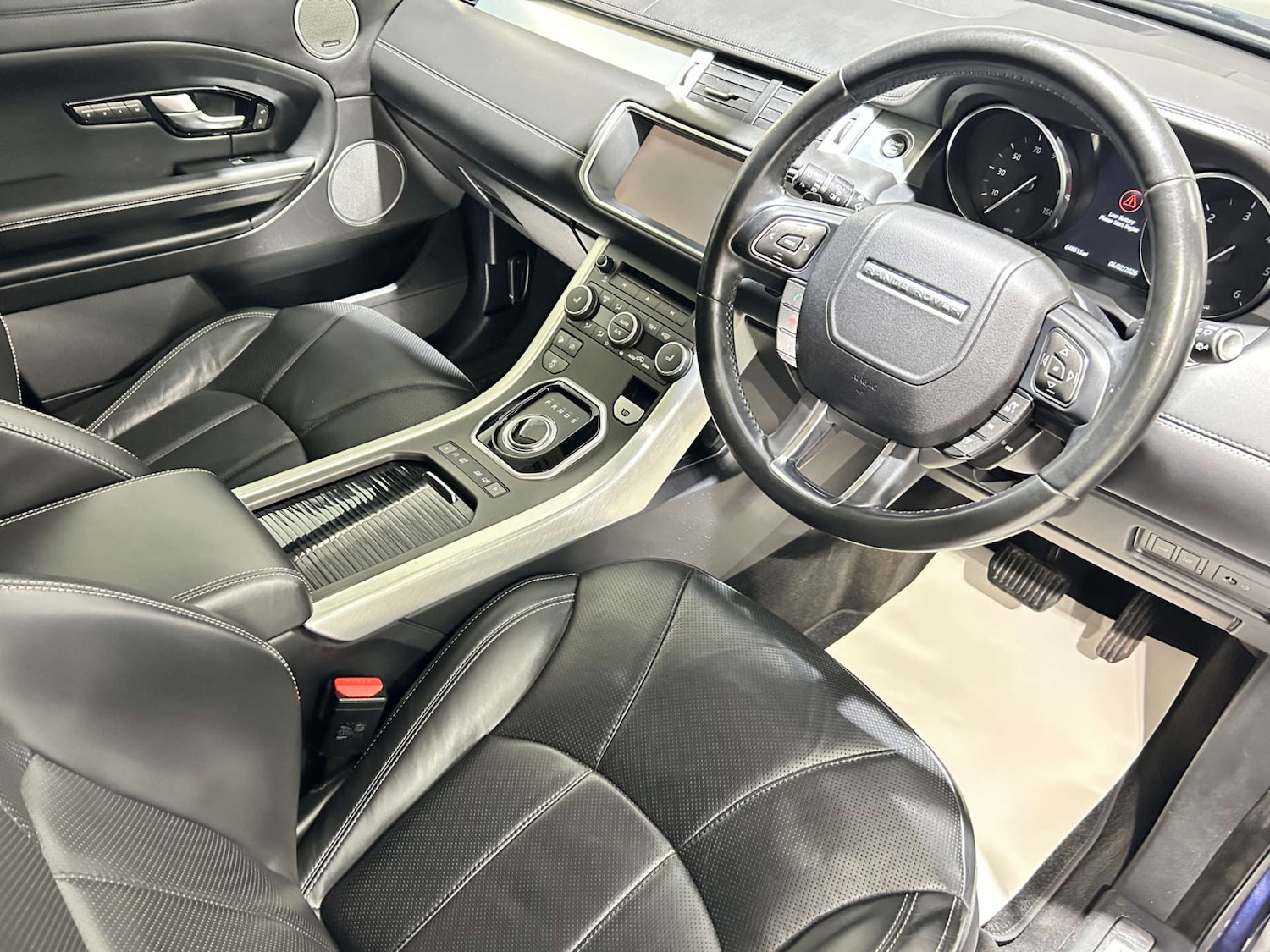 Used Land Rover Range Rover Evoque 2017 for sale - 77200703: Photo 8