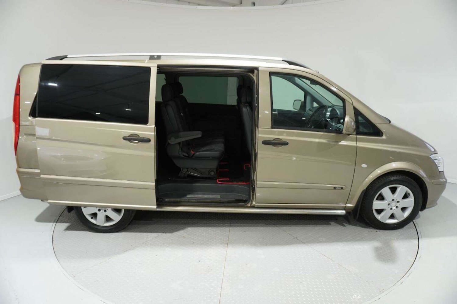 Used Mercedes-Benz Vito 2011 for sale - 77061654: Photo 19