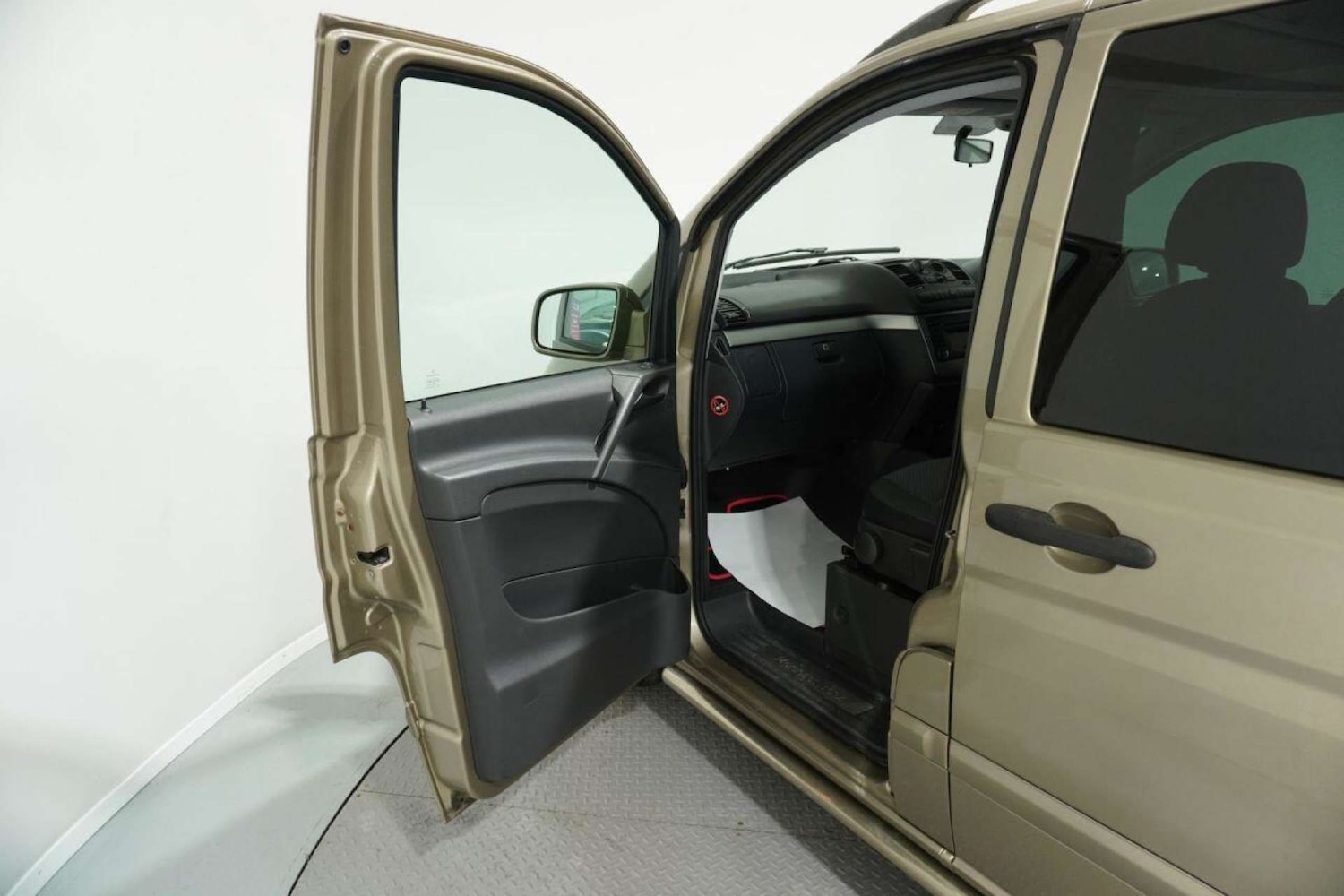 Used Mercedes-Benz Vito 2011 for sale - 77061654: Photo 28