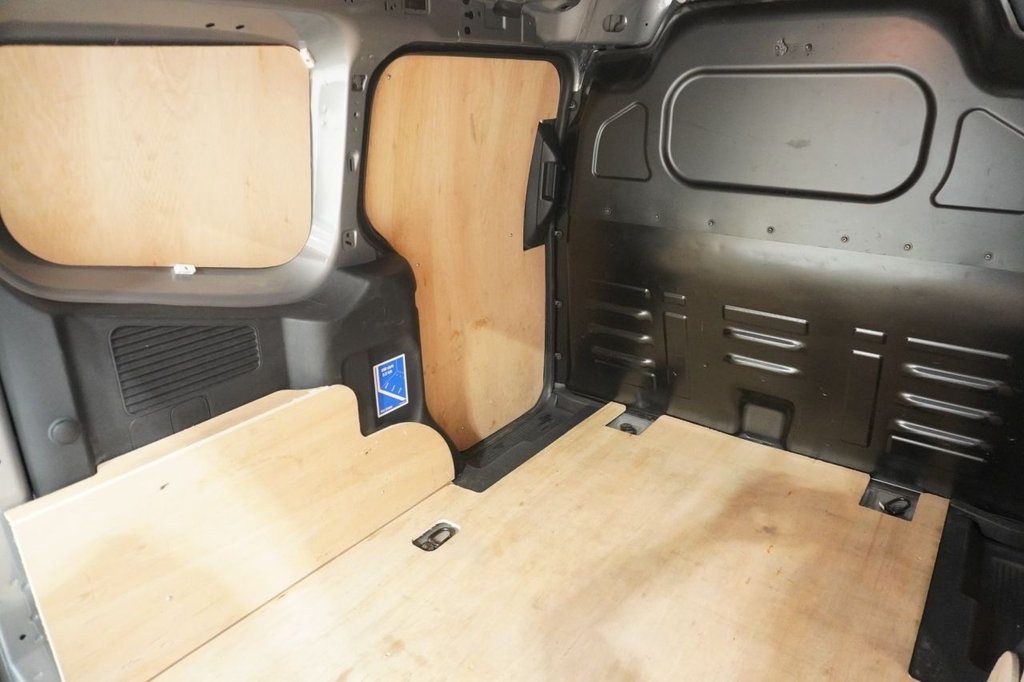 Used Ford Transit Courier 2024 for sale - 76820250: Photo 19