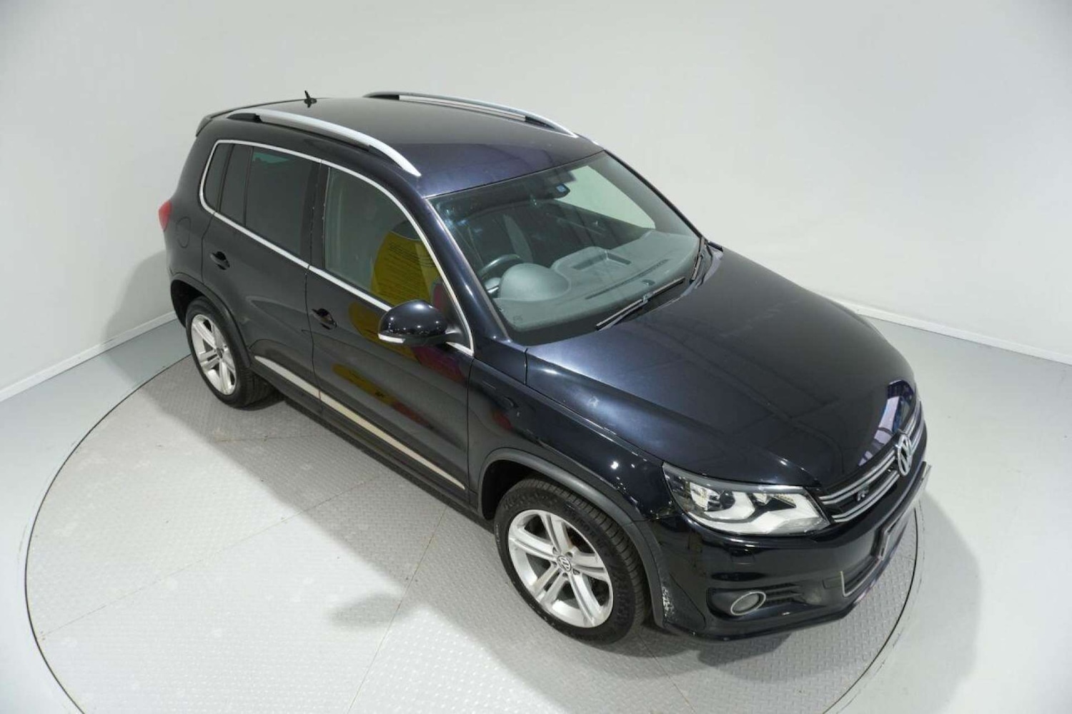 Used Volkswagen Tiguan 2014 for sale - 77061681: Photo 3