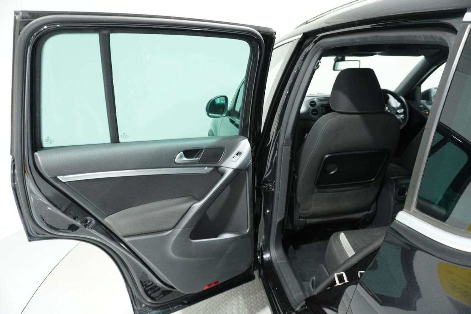 Used Volkswagen Tiguan 2014 for sale - 77061681: Photo 32