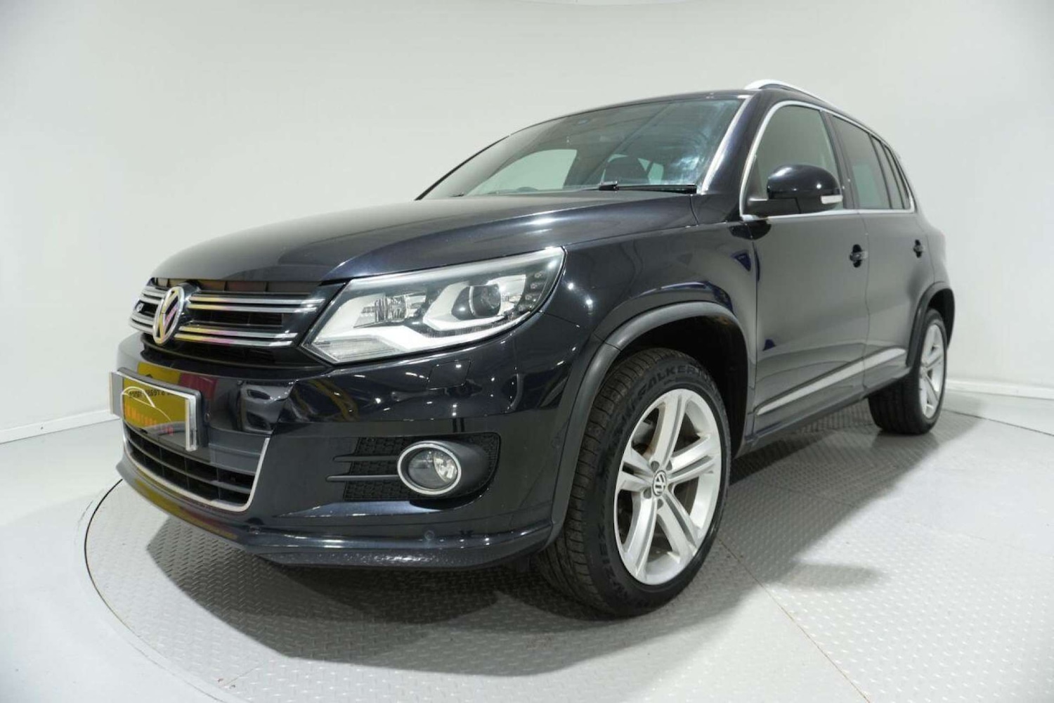 Used Volkswagen Tiguan 2014 for sale - 77061681: Photo 56