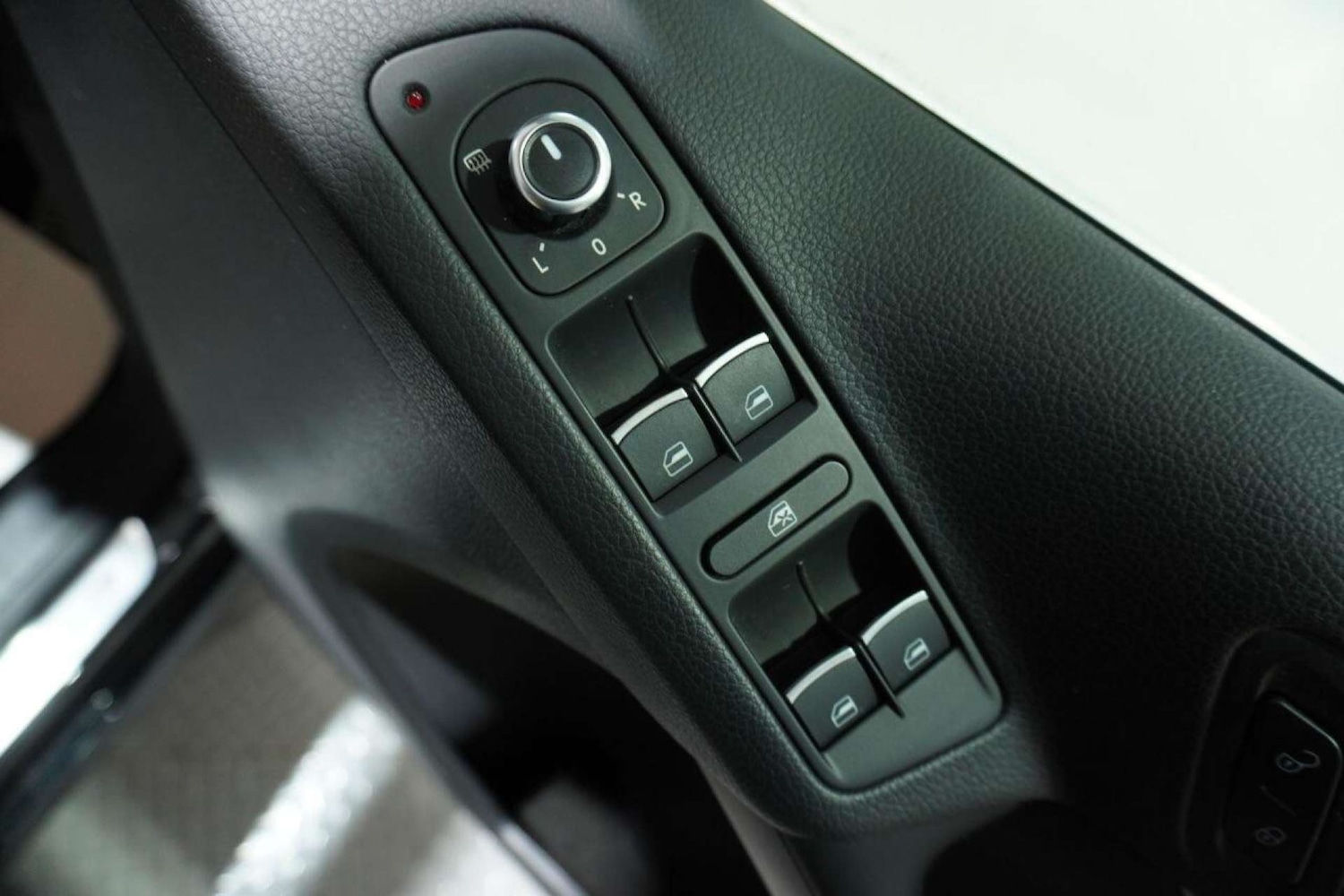 Used Volkswagen Tiguan 2014 for sale - 77061681: Photo 64